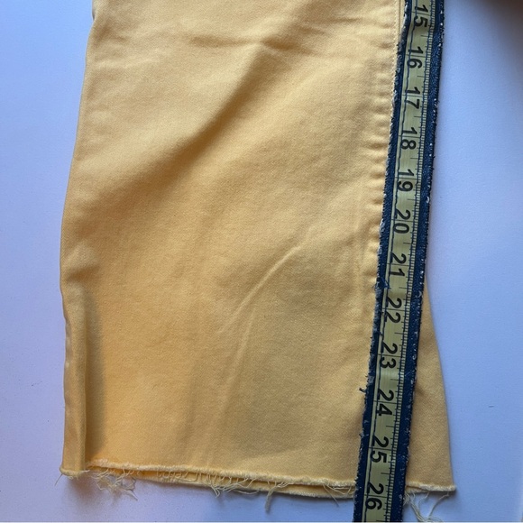 Sunny Yellow Cropped Jeans for Women - Picture 9 of 10